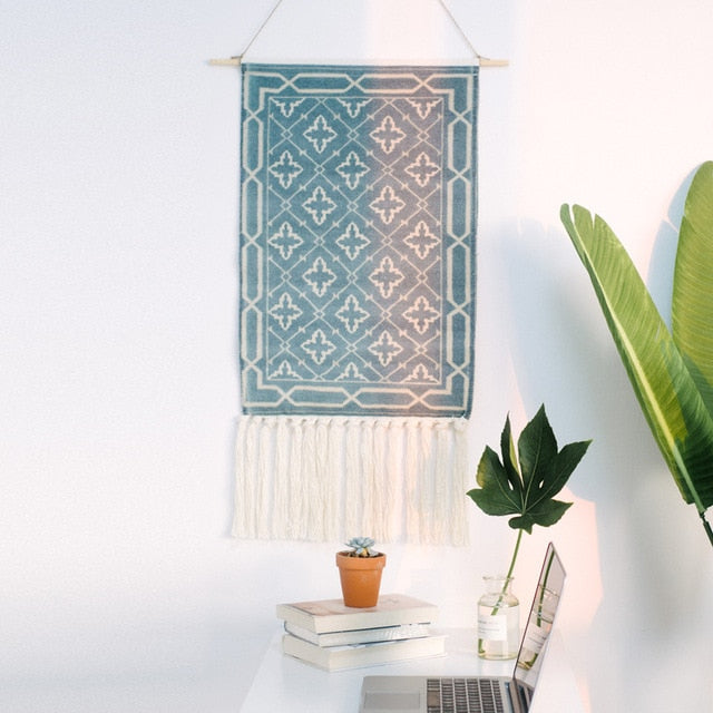 Luova hanging cloth